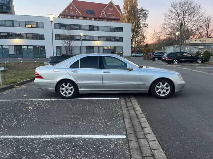 Mercedes-Benz S 320