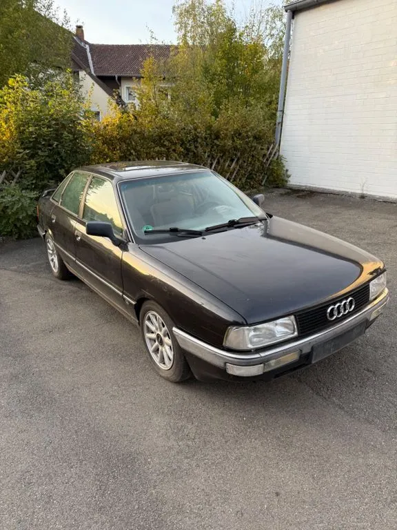 Audi 90