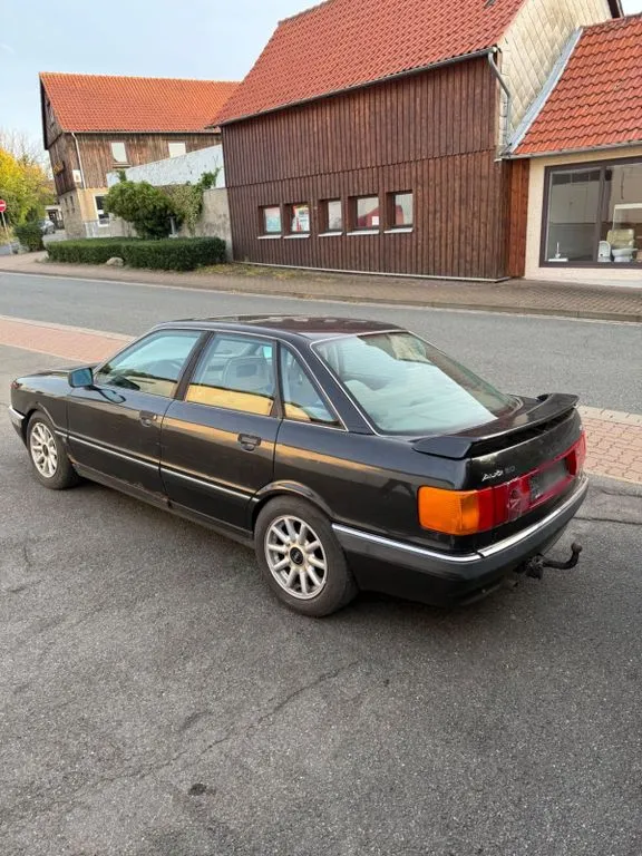 Audi 90