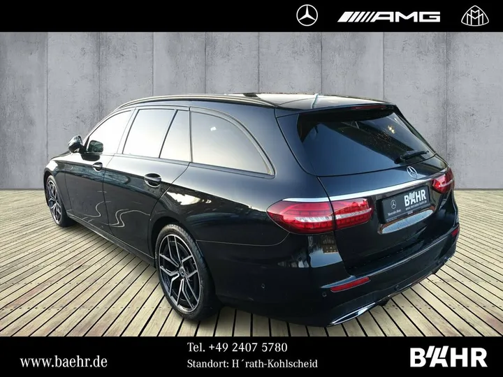 Mercedes-Benz E 220