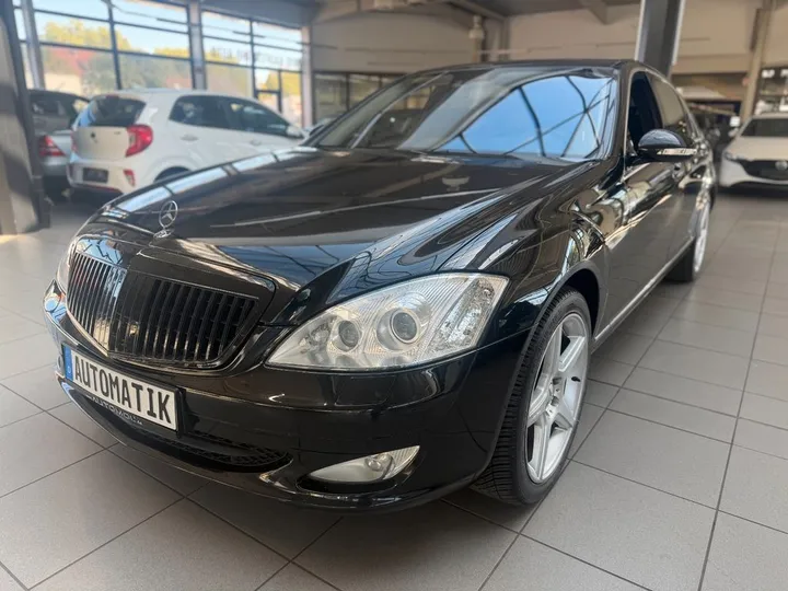Mercedes-Benz S 320