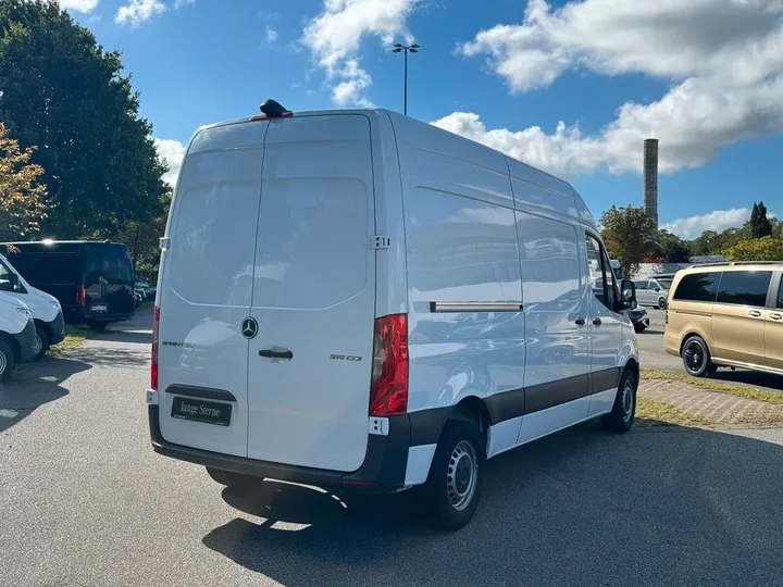 Mercedes-Benz Sprinter