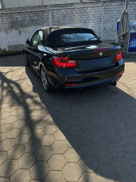 BMW M235
