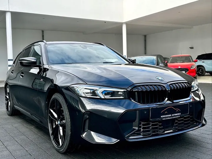 BMW 330