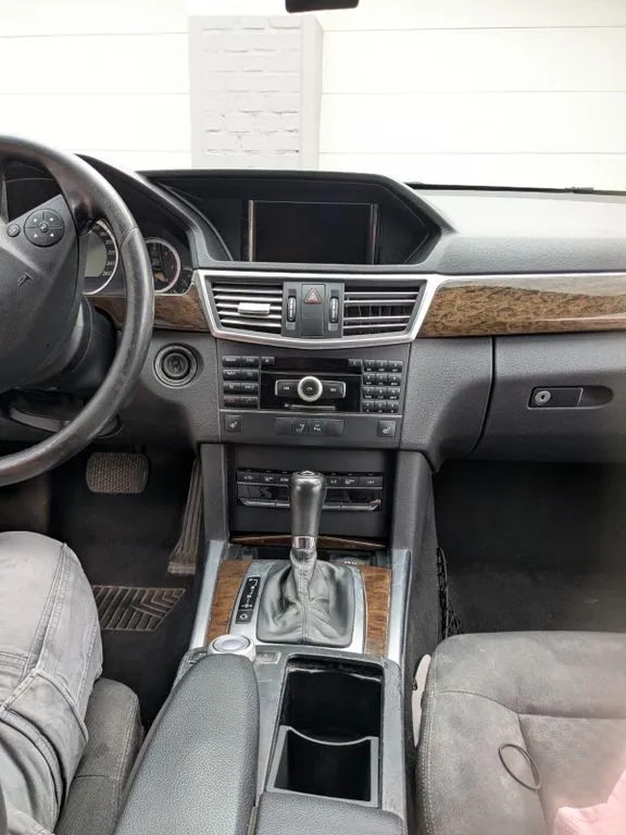 Mercedes-Benz E 250