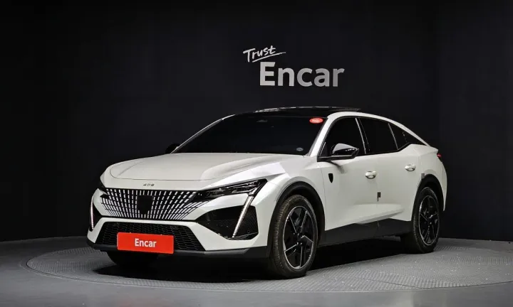 Peugeot 408