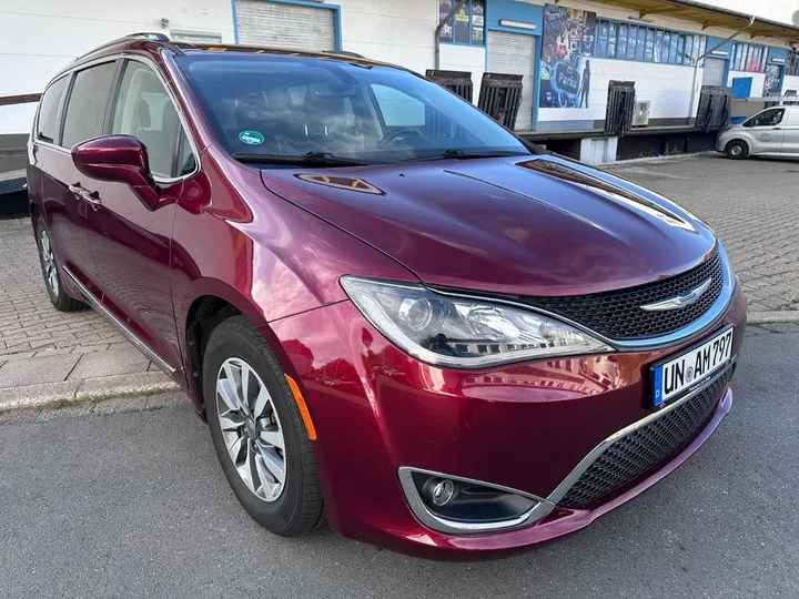 Chrysler Pacifica
