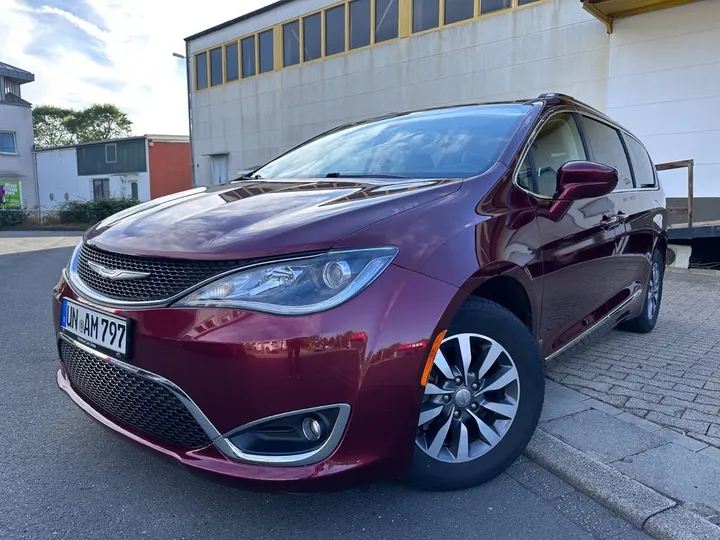 Chrysler Pacifica