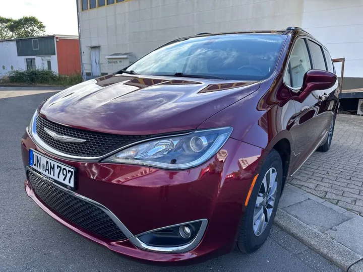Chrysler Pacifica