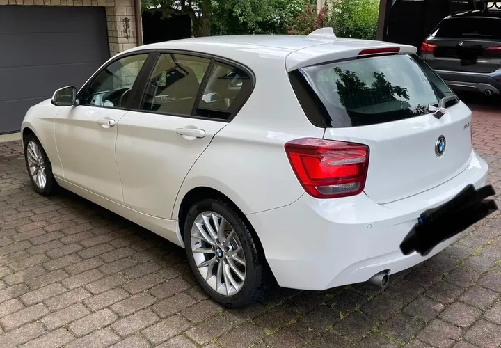 BMW 120