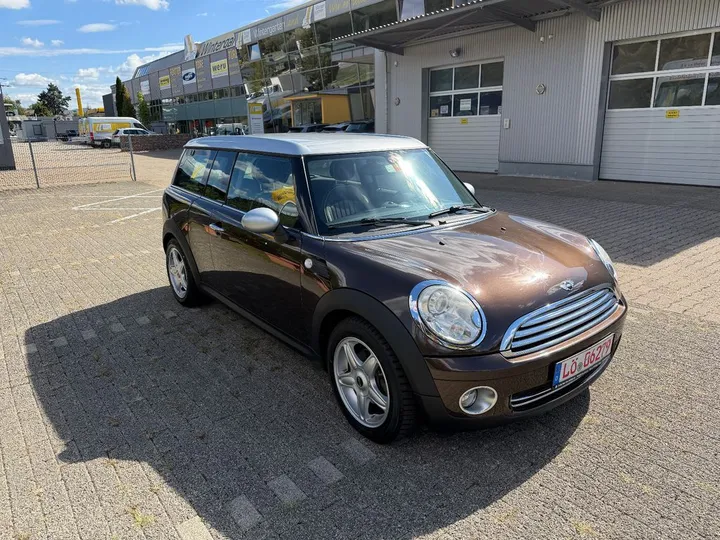 MINI Cooper Clubman