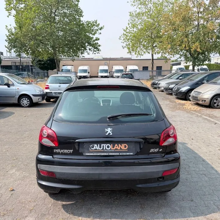 Peugeot 206