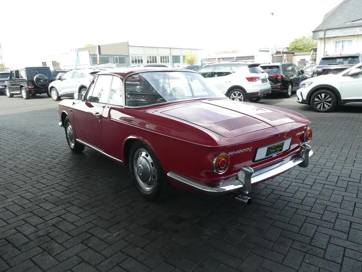 Volkswagen Karmann Ghia