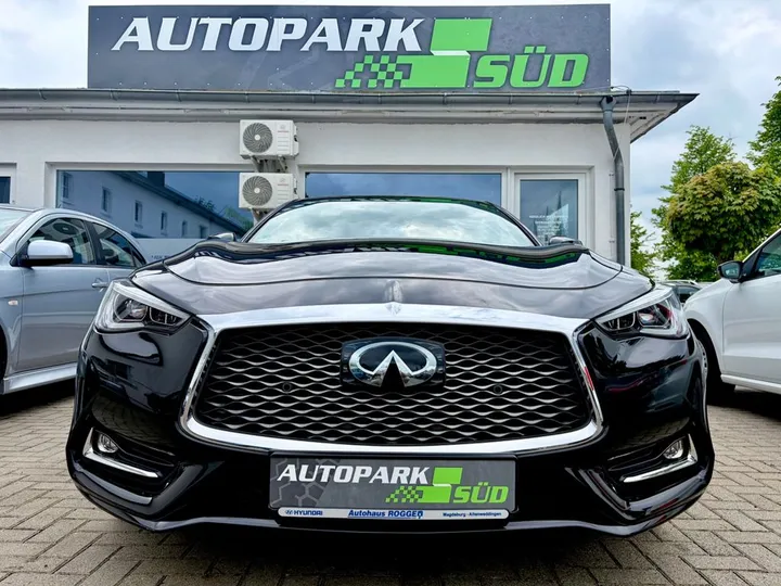 Infiniti Q60
