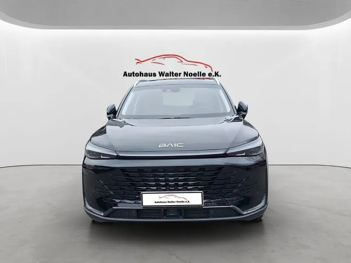 BAIC Beijing X75
