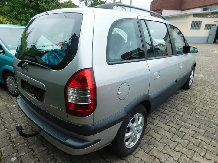 Opel Zafira