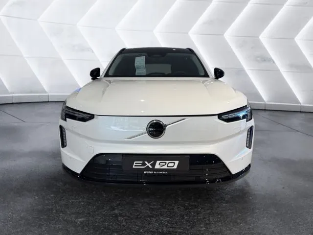 Volvo EX90
