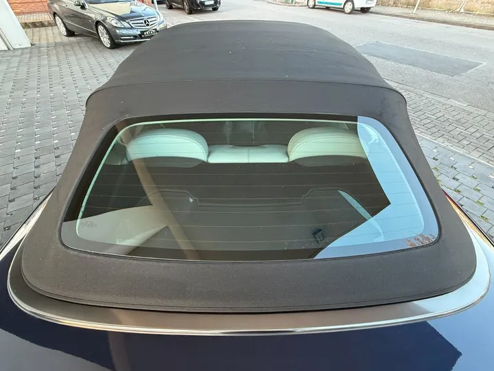 Mercedes-Benz CLK 230