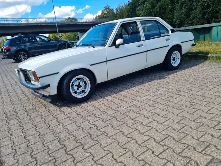 Opel Ascona