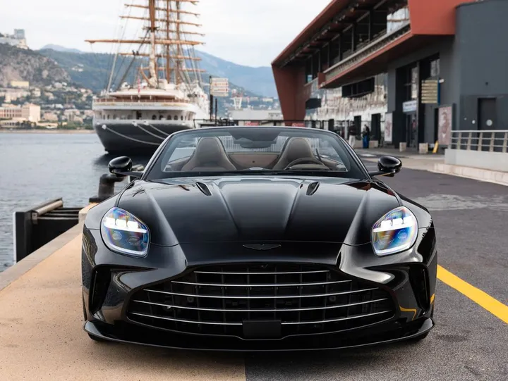 Aston Martin V8 Vantage