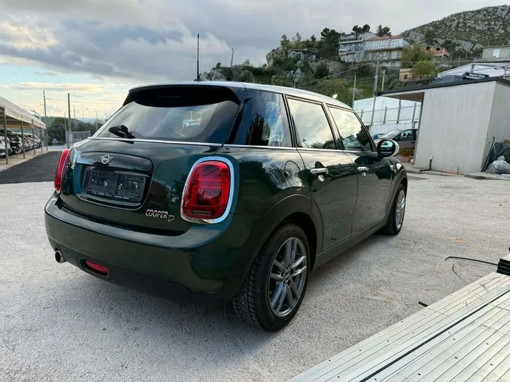 MINI Cooper D