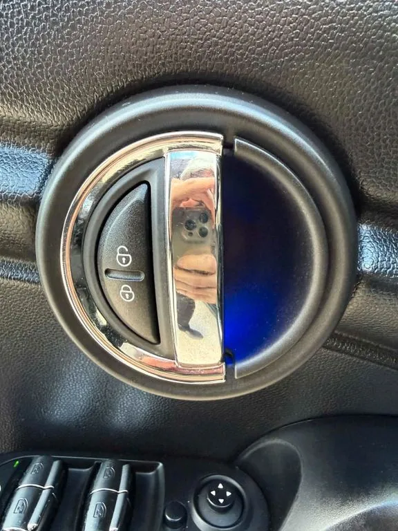 MINI Cooper D