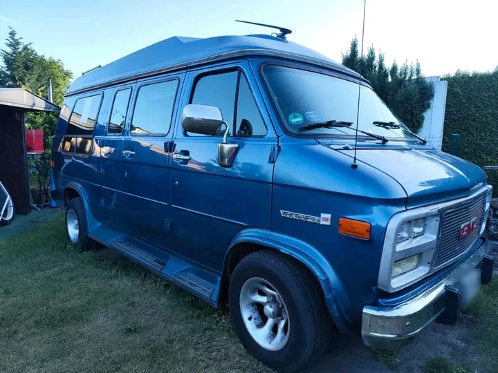 Chevrolet Chevy Van