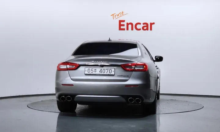 Maserati Quattroporte