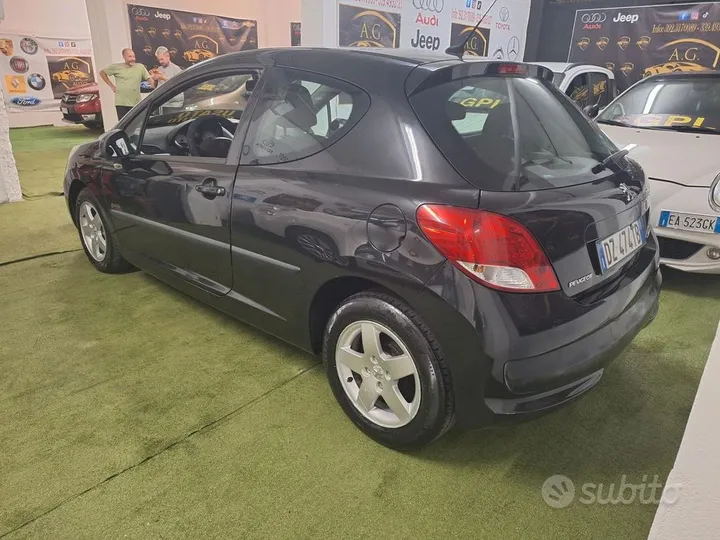 Peugeot 207
