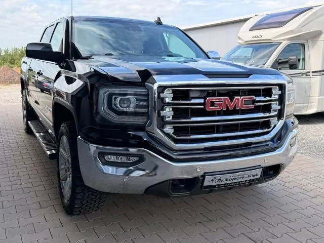 GMC Sierra
