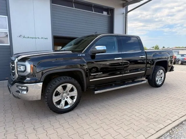 GMC Sierra