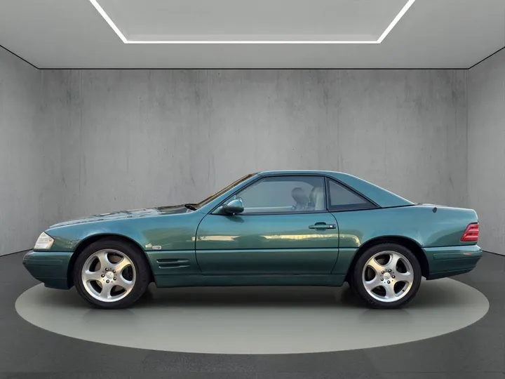 Mercedes-Benz SL 320