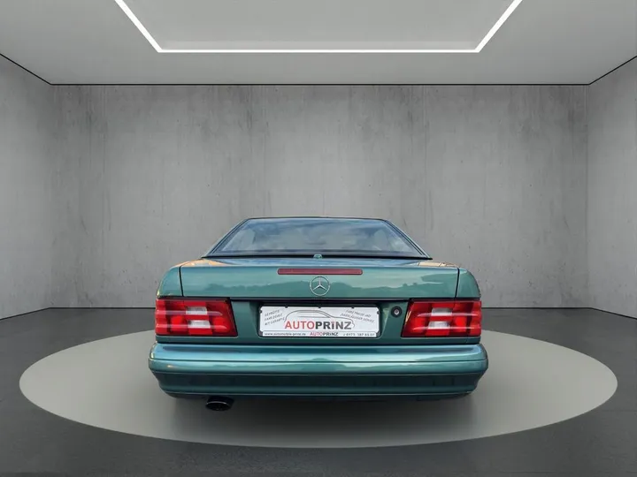Mercedes-Benz SL 320