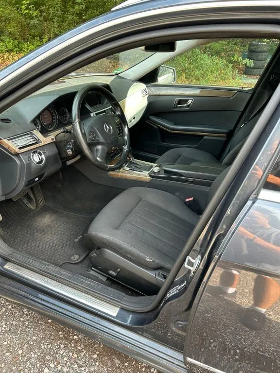Mercedes-Benz E 250