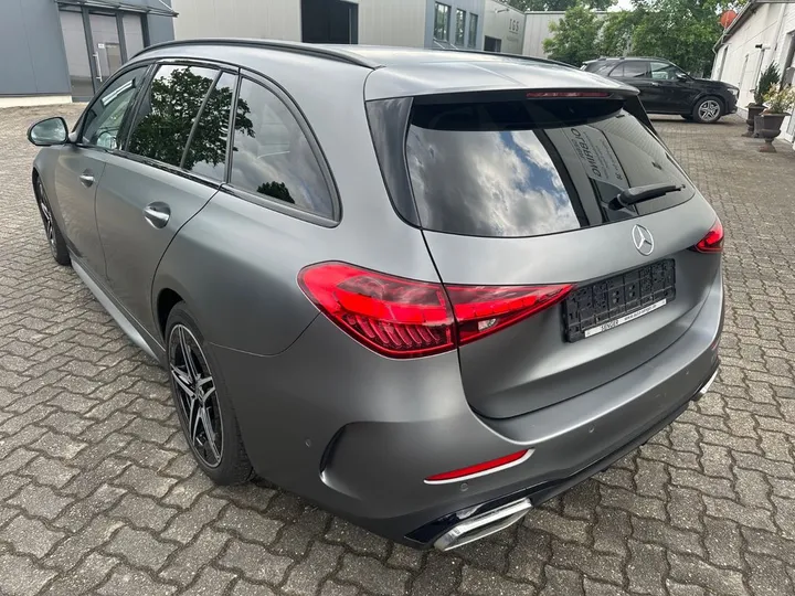 Mercedes-Benz C 220