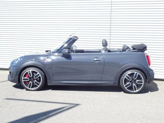 MINI John Cooper Works Cabrio