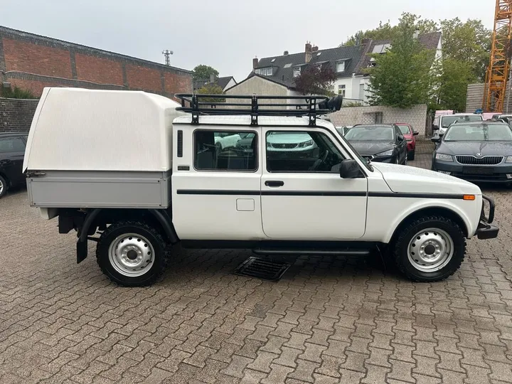 Lada Niva