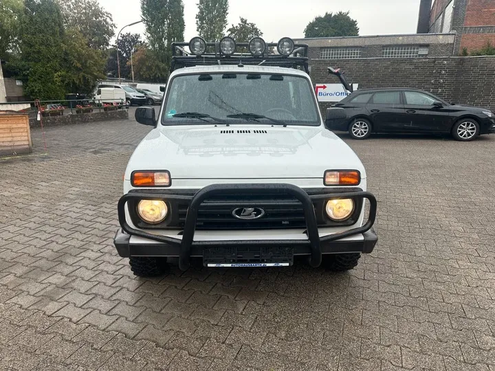 Lada Niva
