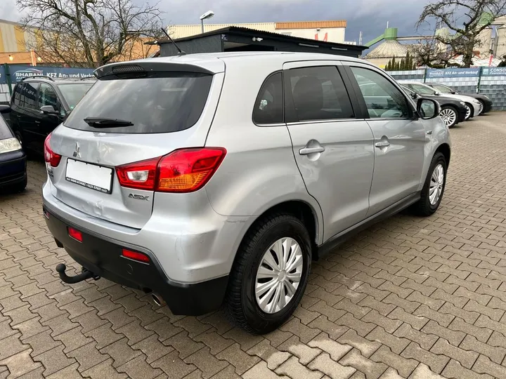 Mitsubishi ASX