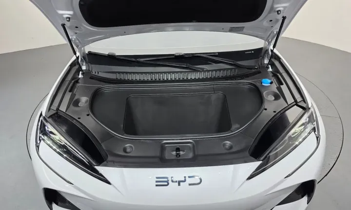 BYD Sealion 7