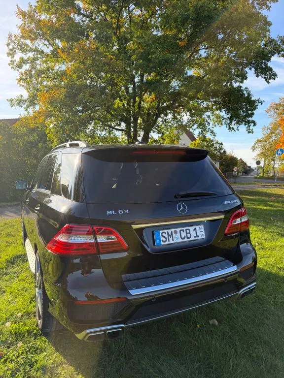 Mercedes-Benz ML 63 AMG