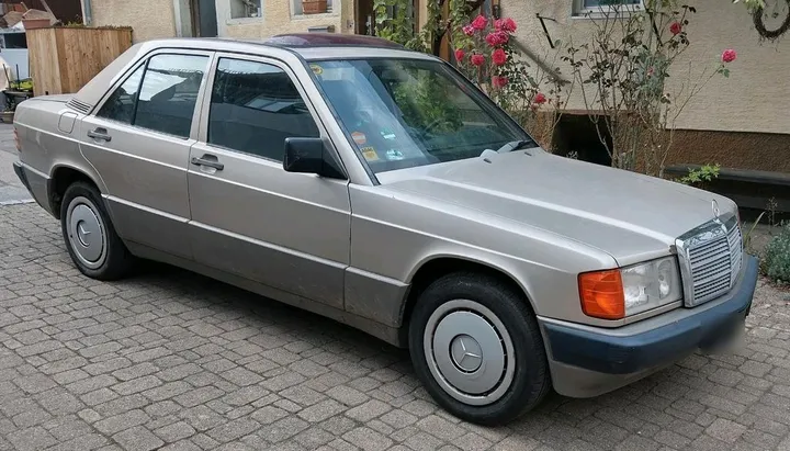 Mercedes-Benz 190