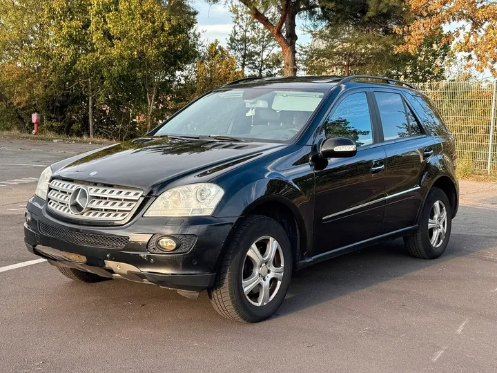 Mercedes-Benz ML 320