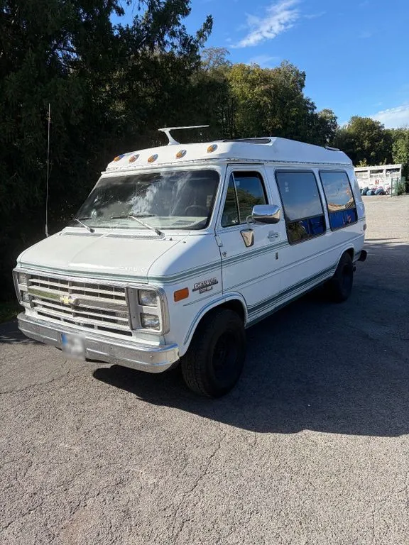 Chevrolet Chevy Van