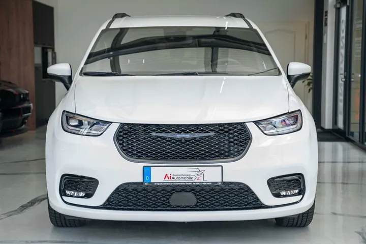 Chrysler Pacifica
