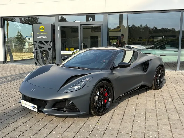 Lotus Emira