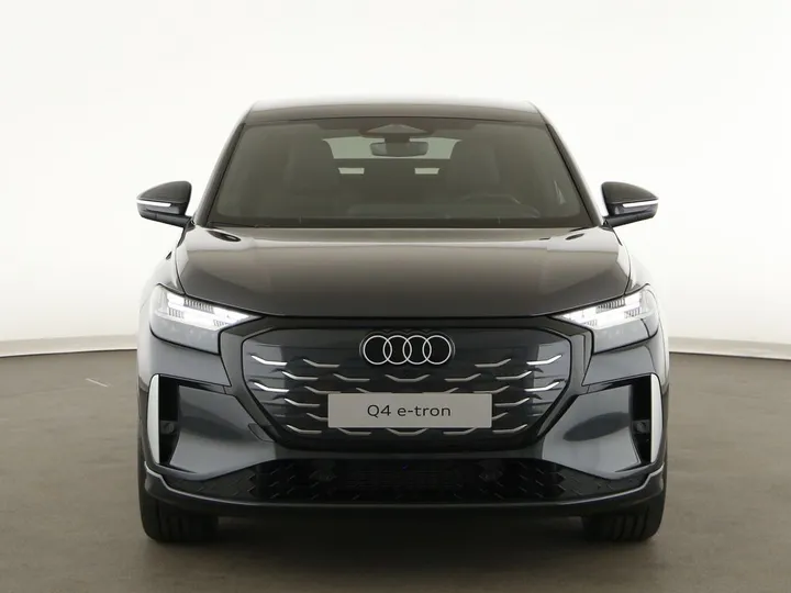 Audi Q4