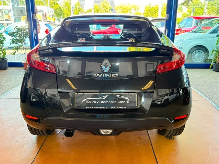 Renault Wind