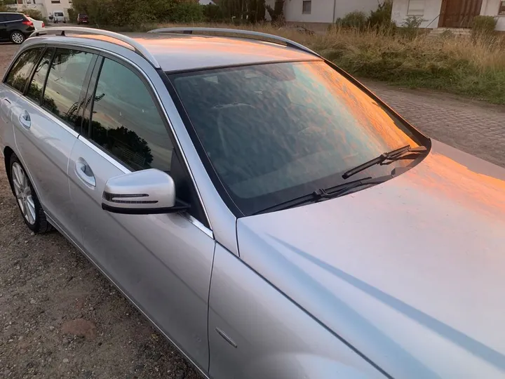 Mercedes-Benz C 320