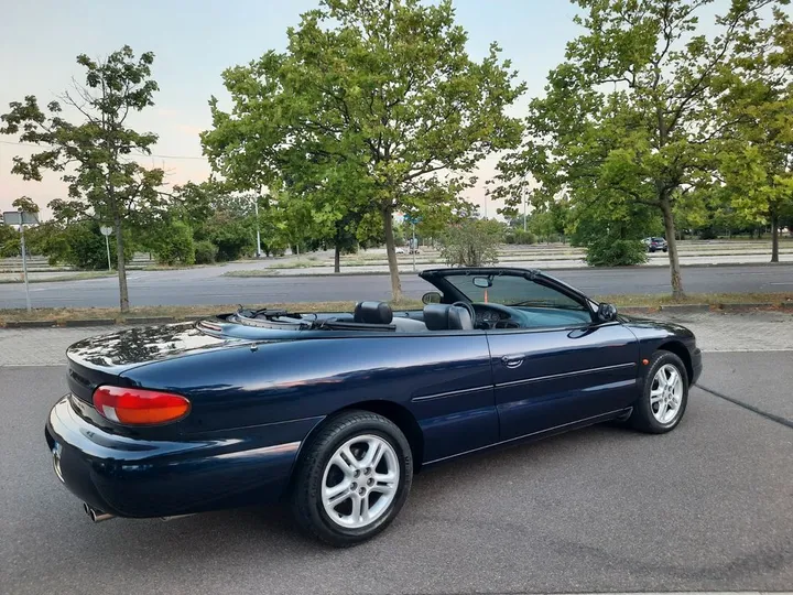 Chrysler Stratus